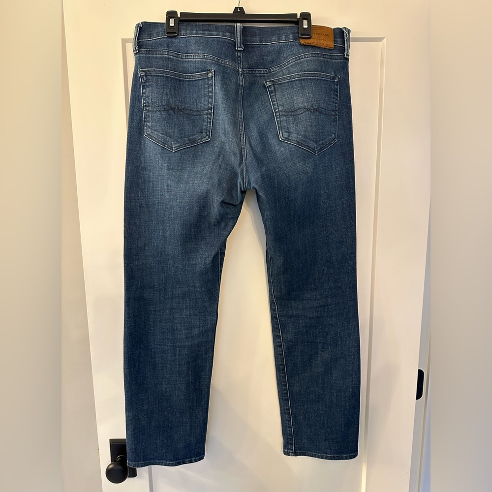 Lucky 121 Slim Blue Jeans with Contrast Stitching and Size Tag 34x30. Three pair